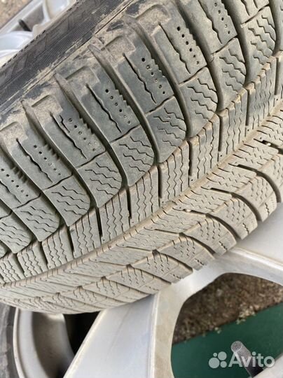 Комплект оригинальных колес бмв e60