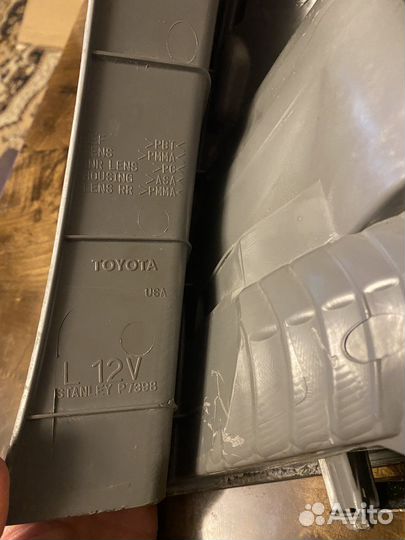 Фара задняя Toyota Venza