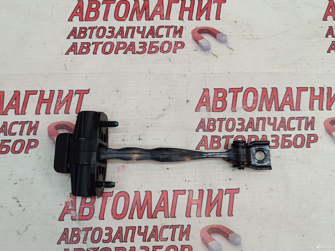 Ограничитель двери передней левой Geely Preface