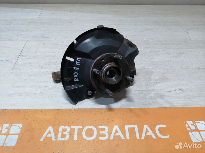 Кулак левый Kia Rio 3 Киа Рио 3