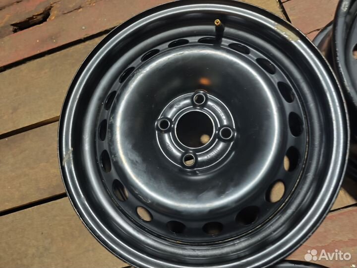 R15 Renault оригинал