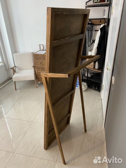 Зеркало напольное