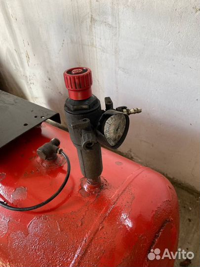 Воздушный компрессор