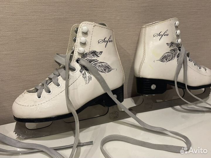Коньки фигурные 29 размер