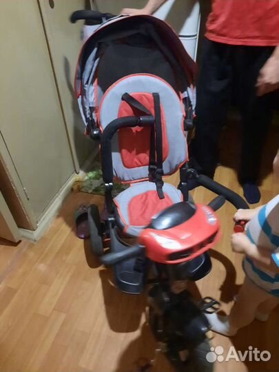 Велосепед трех колесный