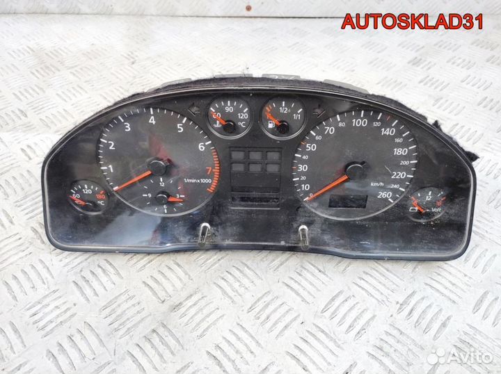 Панель приборов Audi A6 C5 2.4 ALF 4B0919860F АКПП