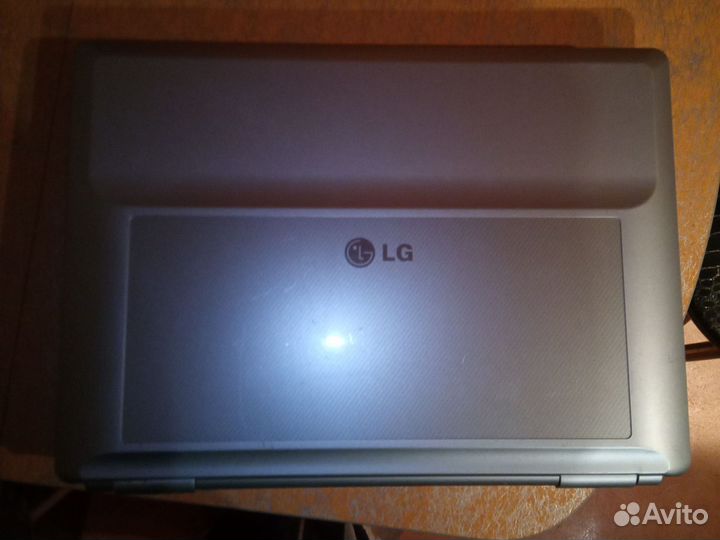 Ноутбук LG S90 S900