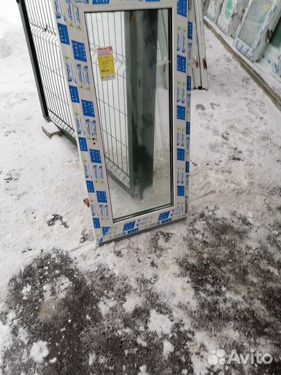 Готовые пластиковые окна 70х90