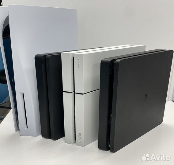 Sony PlayStation 4 +2 геймпада +Гарантия