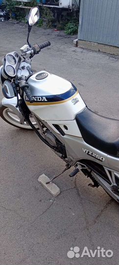 Honda VTZ 250