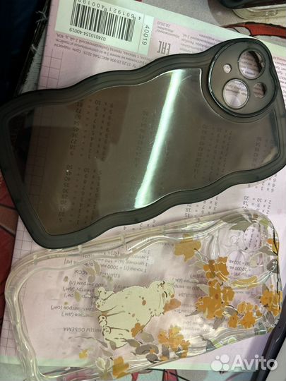 Чехлы на айфон 14