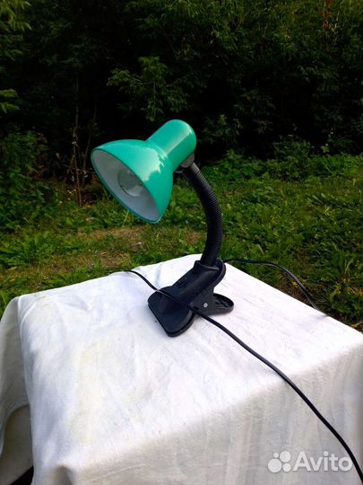 Лампа настольная