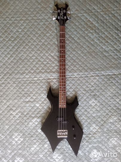 B.C.Rich Warlock Бас гитара