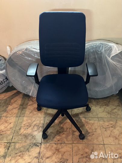 Компьютерное кресло Steelcase Reply