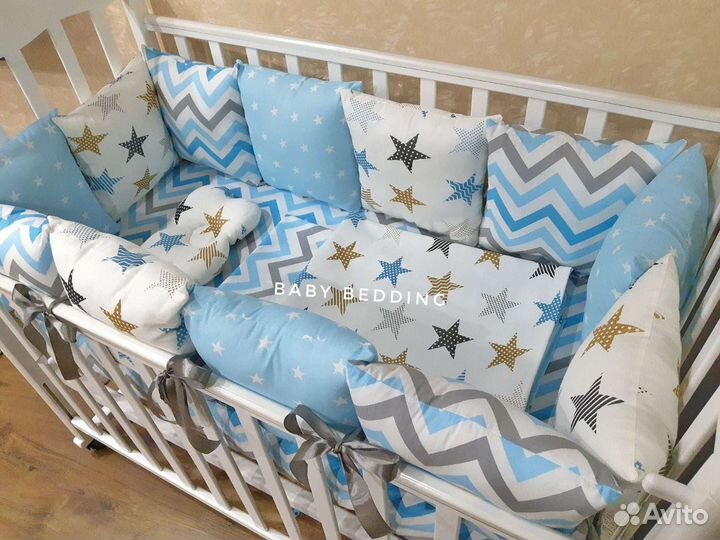 Комплект в детскую кроватку