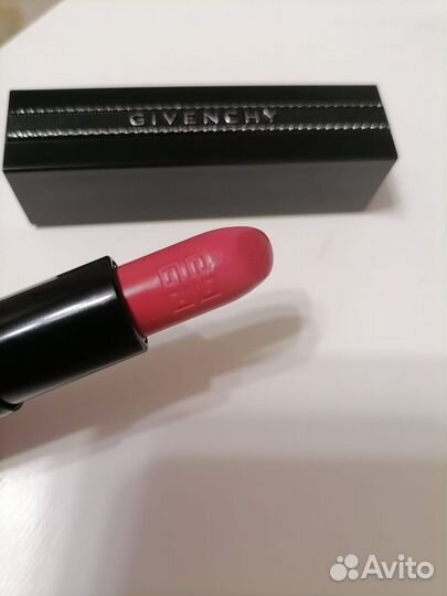 Givenchy помада