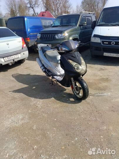 Скутер 150 кубов