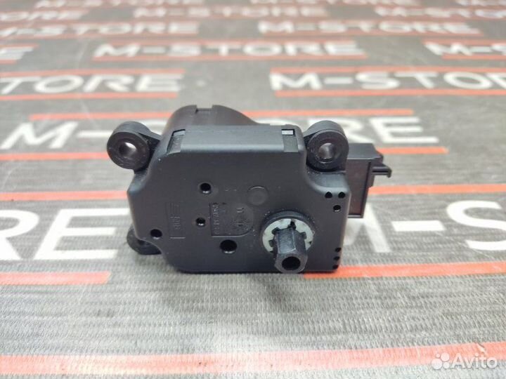 Привод заслонки отопителя Mercedes-Benz E-Class