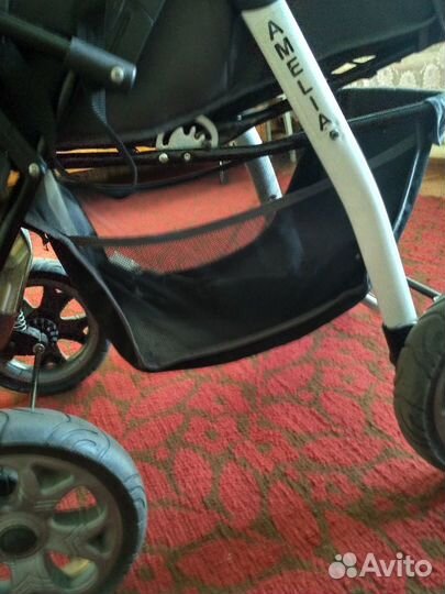 Продам коляску Amelia