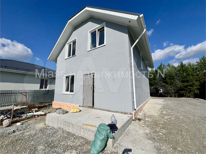 Коттедж 110 м² на участке 5 сот.