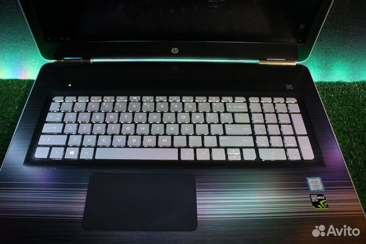 Игровой ноутбук HP Pavilion 17.3