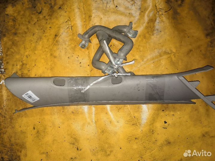 Обшивка салона передняя Ford Explorer 1fmeu73