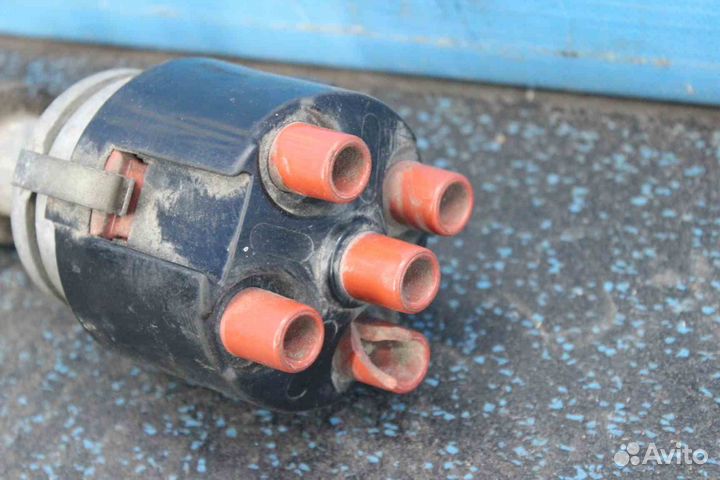 Распределитель зажигания Volkswagen Polo (Фольксва