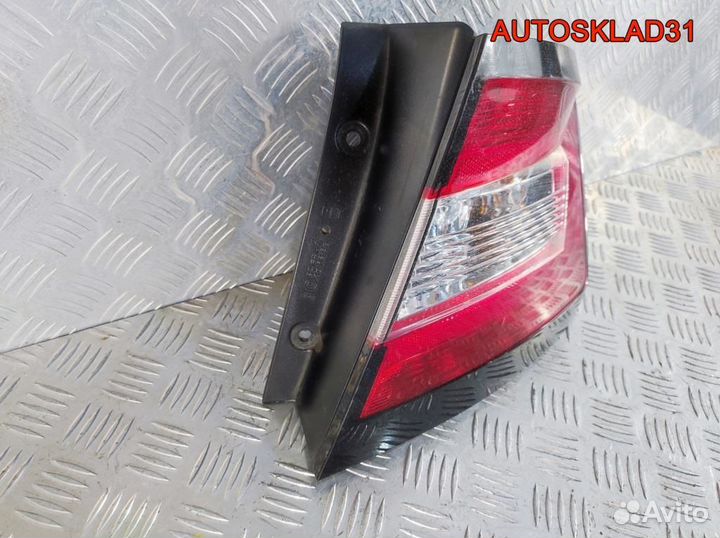 Фонарь задний правый Skoda Fabia 3 6V6945096