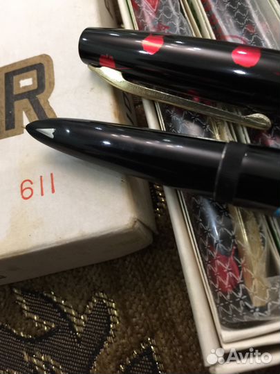 Ручка перьевая чернильная новая white feather врем