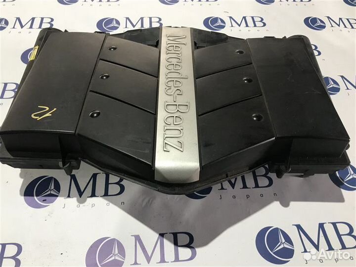 Корпус воздушного фильтра Mercedes-Benz E-Class