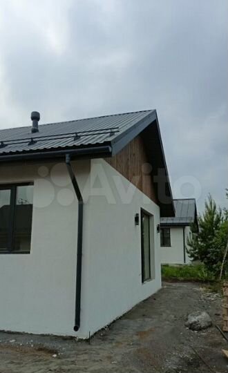 Коттедж 98 м² на участке 6 сот.