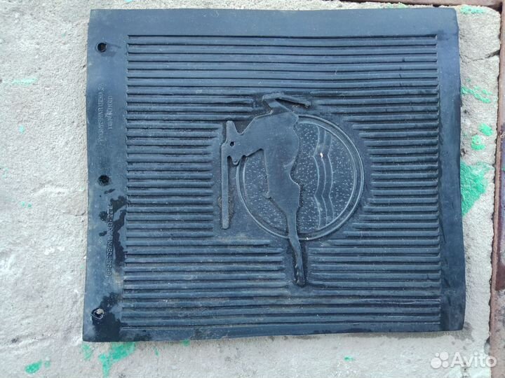 Брызговик Волга 21