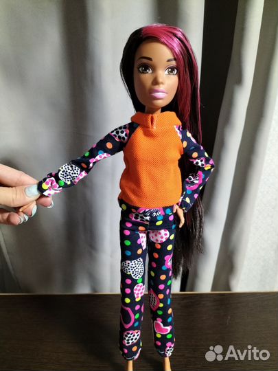 Большая кукла Барби