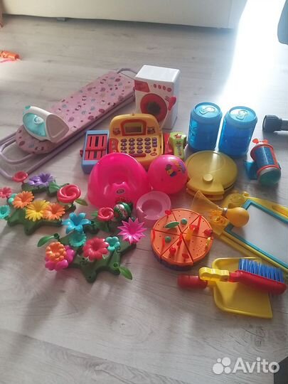 Музыкальные и развивающие игрушки