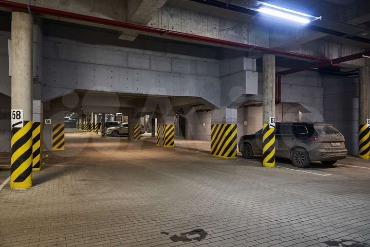 Машиноместо, 15 м²