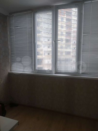 2-к. квартира, 56 м², 4/10 эт.