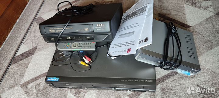 Dvd и видеомагнитофон DVD-VHS LG DCK688X