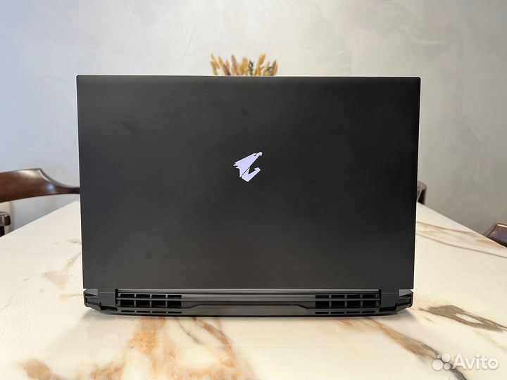 Ноут 240 Гц на RTX 3070\i7-11800