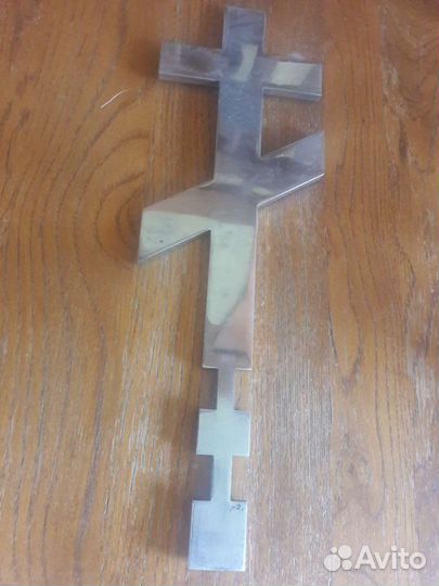 Крест железный подсвечник