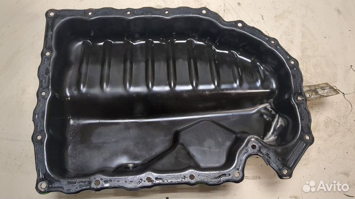 Поддон Volkswagen Passat CC, 2011