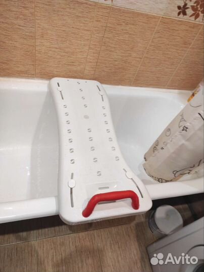 Сиденье для ванны