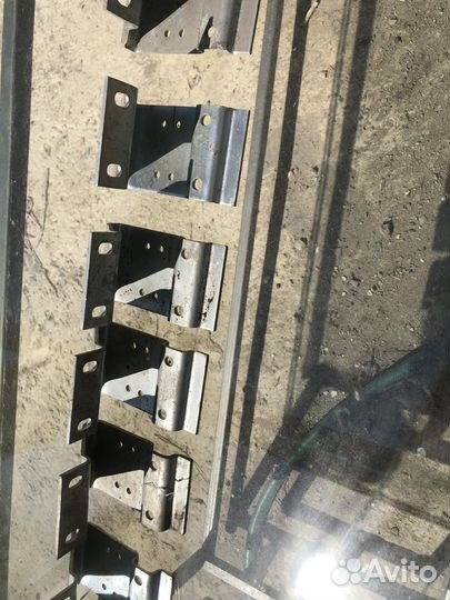 Кронштейн крепления щита к балке дорхан