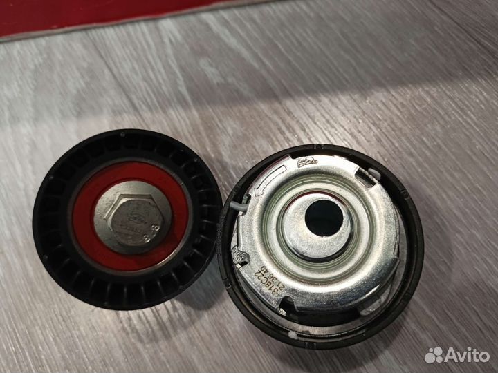 Комплект грм gates с помпой приора,vesta 16 кл