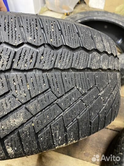 Continental ContiVikingContact 5 215/55 R16