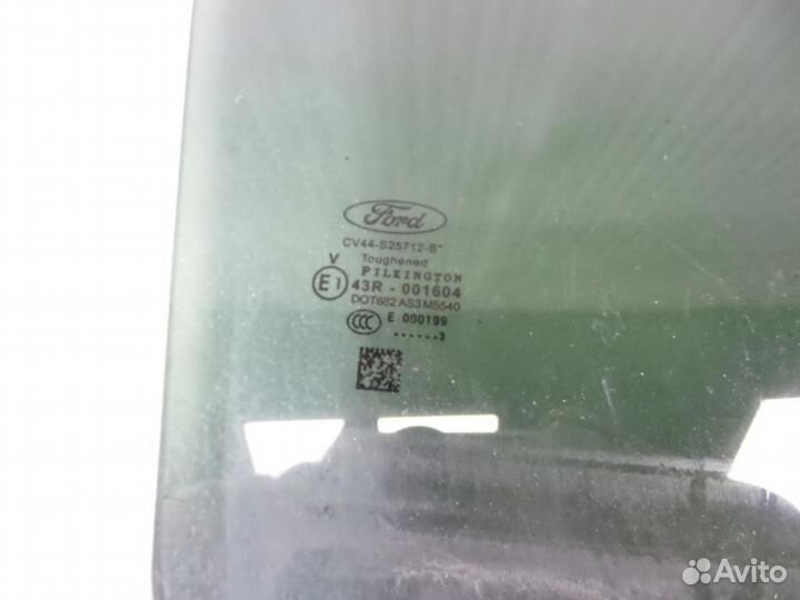 Стекло двери задней правой Ford Kuga (2013)