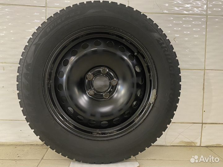 Колесо оргинвлный комплект от FordFocus 3