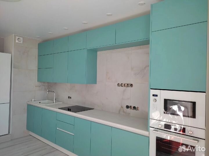 Кухонный гарнитур угловой