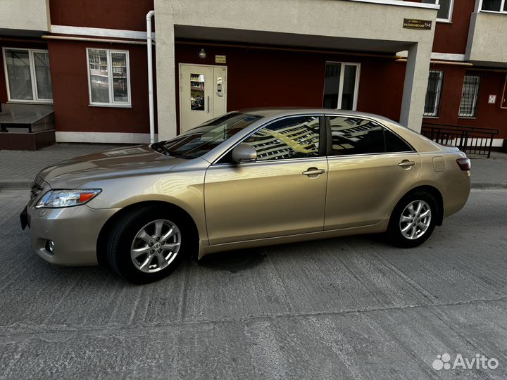 Toyota Camry 2.4 AT, 2009, 320 000 км