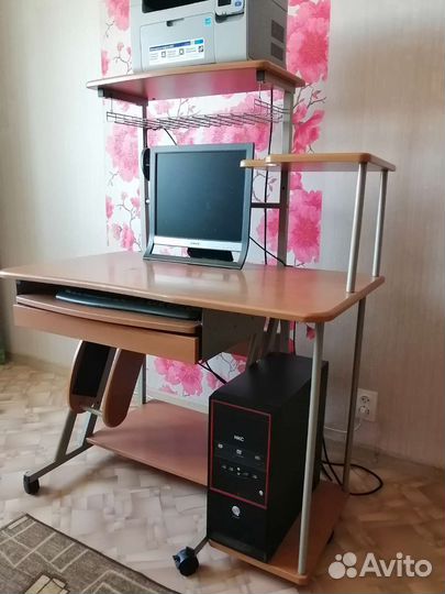 Компьютерный стол бу