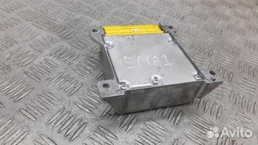 Блок управления airbag mercedes benz C-class W204